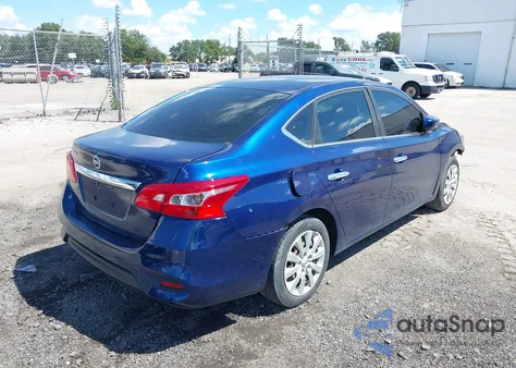 2018 Nissan Sentra S z USA, uszkodzony, nr VIN 3N1AB7AP4JY329765